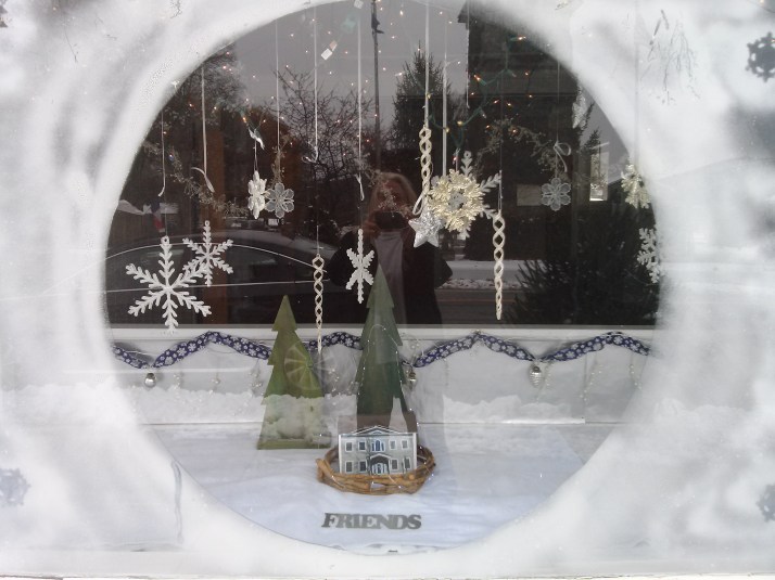 window-display-2016-5